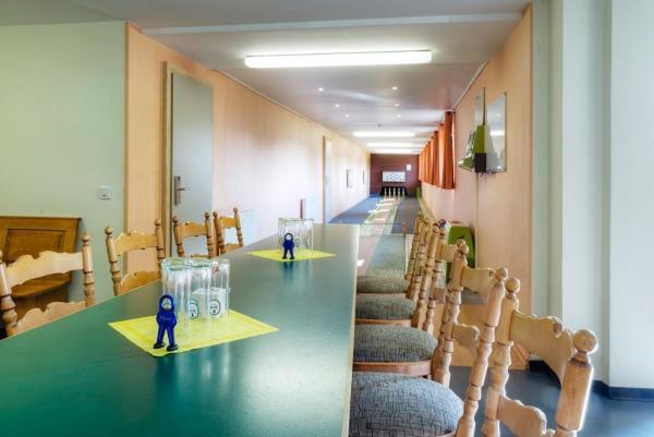 Phoenix Hotel Bergneustadt Екстер'єр фото