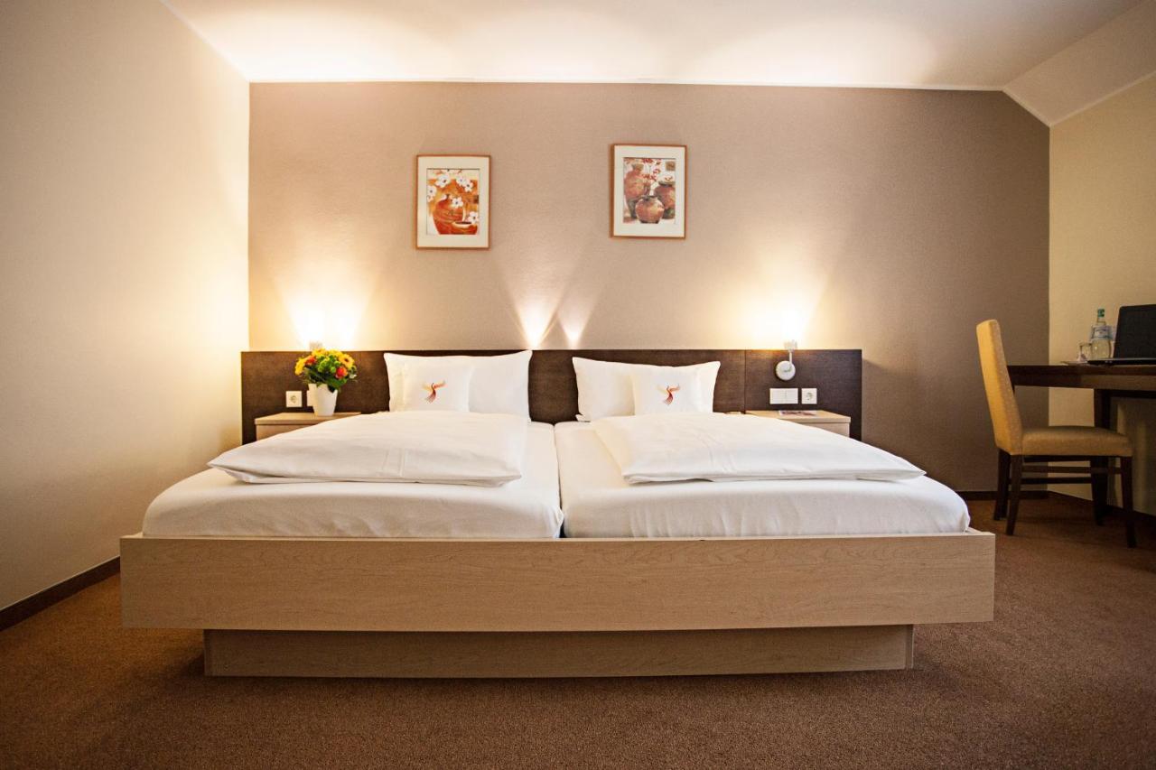 Phoenix Hotel Bergneustadt Екстер'єр фото