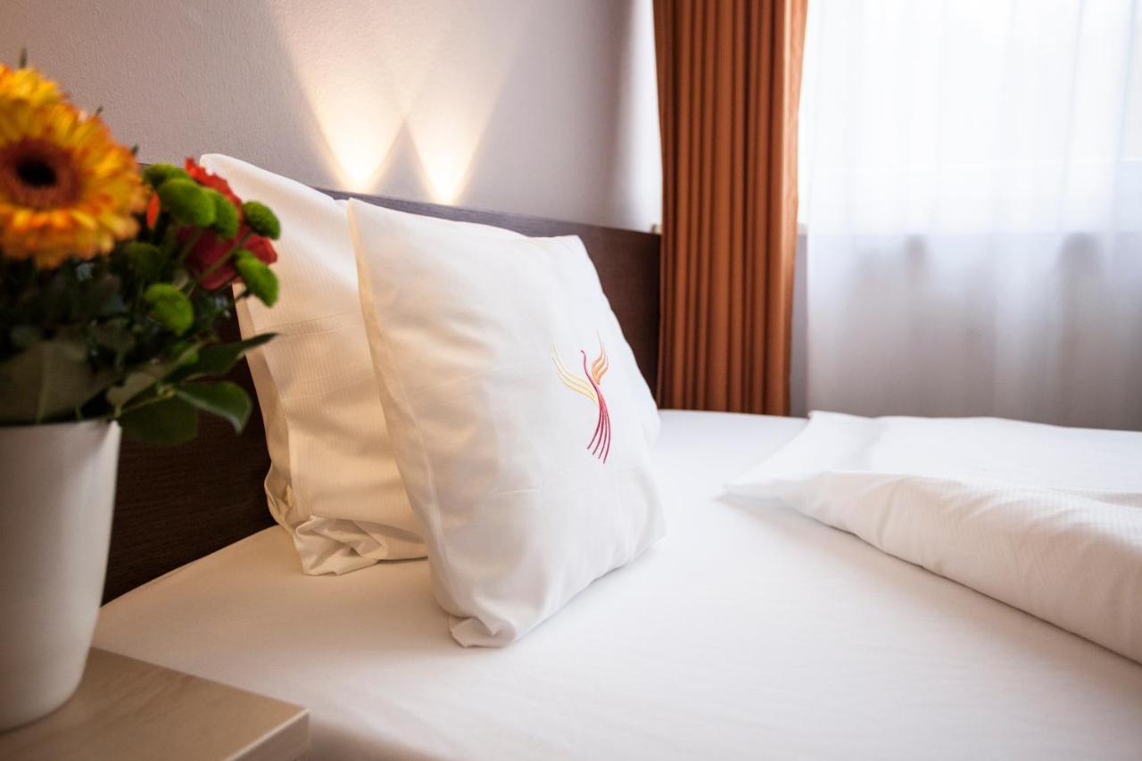 Phoenix Hotel Bergneustadt Екстер'єр фото